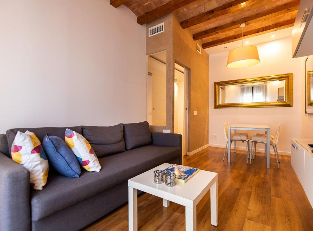 Tapioles - Lovely Apartment Tapioles Barcelona Bagian luar foto