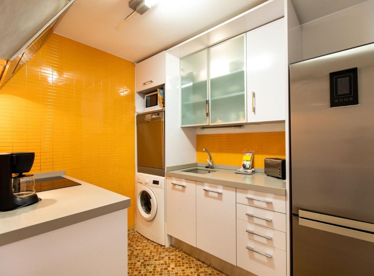 Tapioles - Lovely Apartment Tapioles Barcelona Bagian luar foto