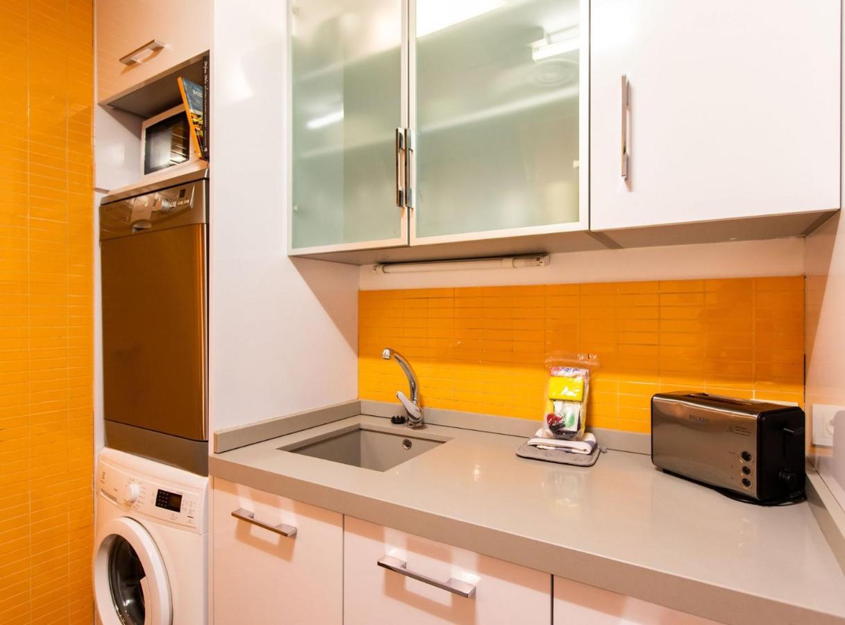 Tapioles - Lovely Apartment Tapioles Barcelona Bagian luar foto